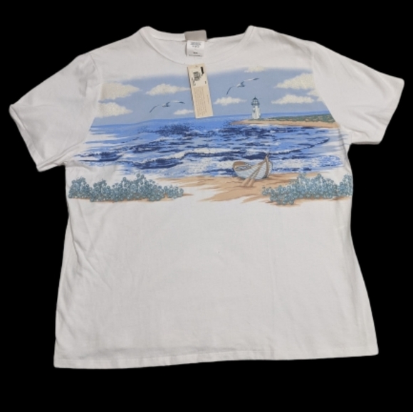 NWT lighthouse scene tshirt - Picture 1 of 2